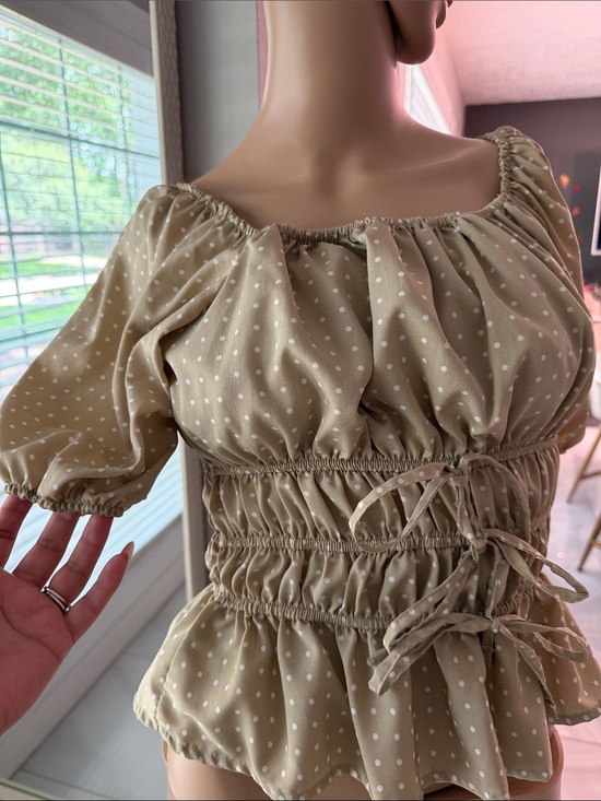 Tops - Beige Polka Dot Peasant Top with Elastic Waist